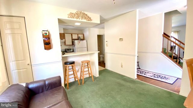 2 SPRING GLEN CT, Cockeysville, MD 21030