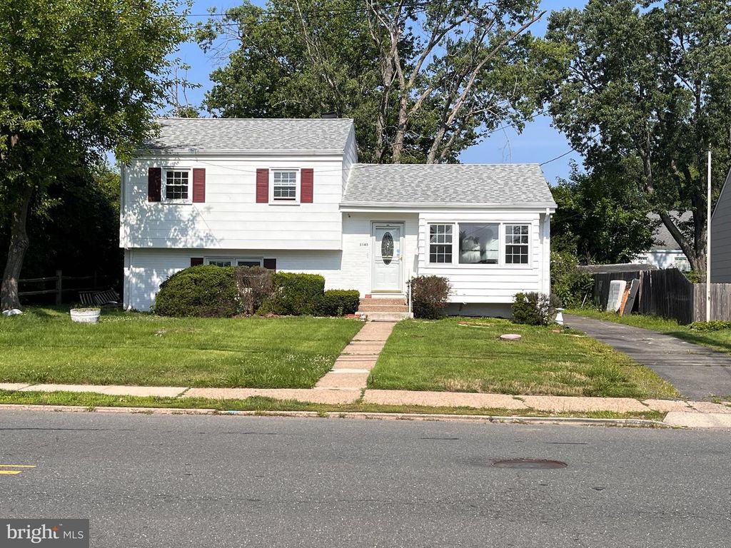 1145 LOWER FERRY RD, Ewing, NJ 08618