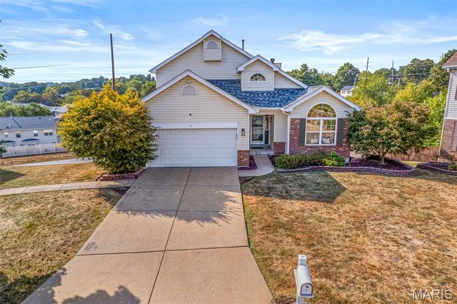 3 Jeremy Court, Arnold, MO 63010