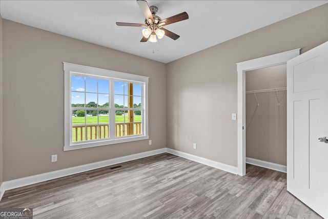 2442 SW Brown Bridge Rd, Dalton, GA 30721