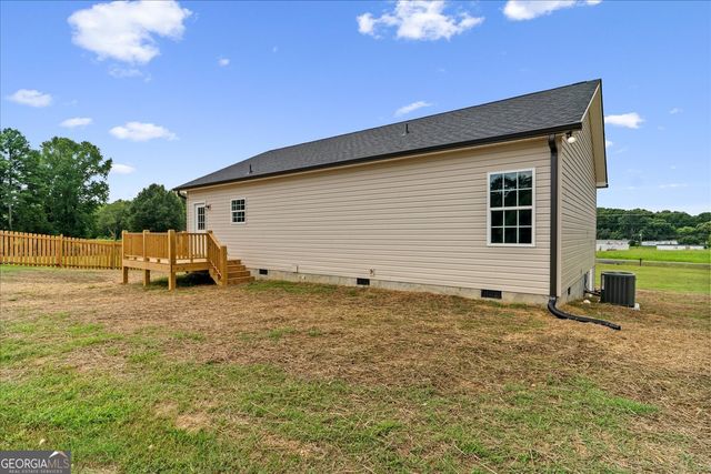 2442 SW Brown Bridge Rd, Dalton, GA 30721