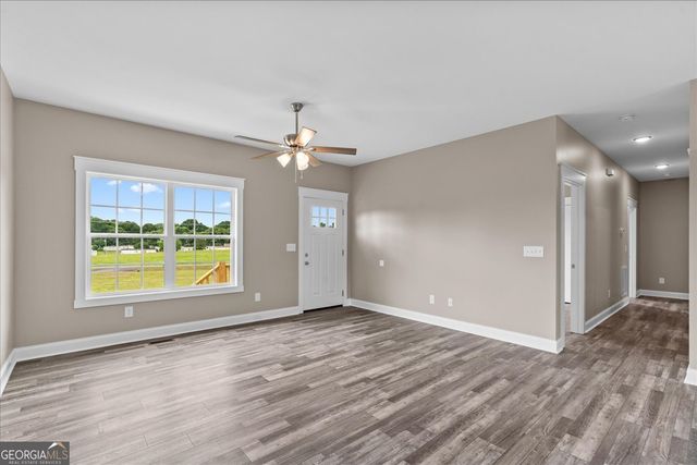 2442 SW Brown Bridge Rd, Dalton, GA 30721