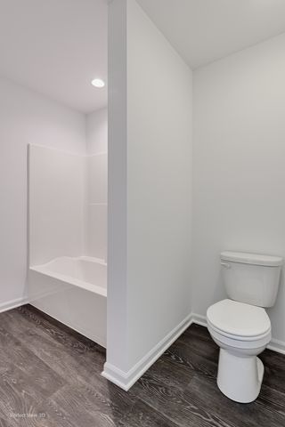 25864 W Ravine Woods Drive, Channahon, IL 60410