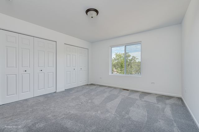 25864 W Ravine Woods Drive, Channahon, IL 60410