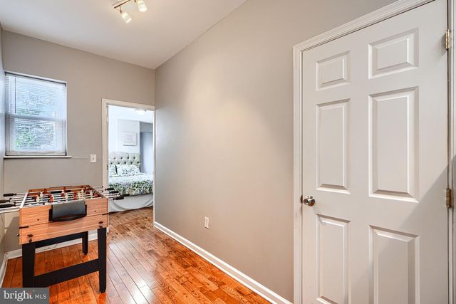 1410 E OLIVER ST, Baltimore, MD 21213