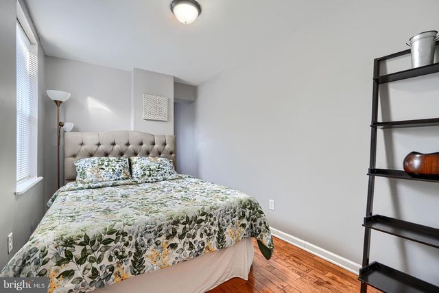 1410 E OLIVER ST, Baltimore, MD 21213