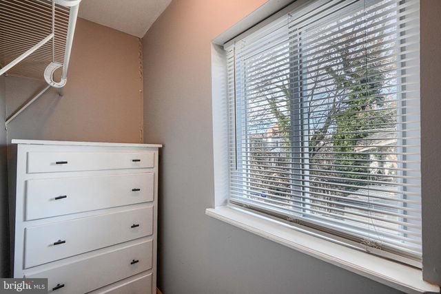 1410 E OLIVER ST, Baltimore, MD 21213