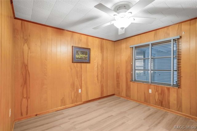 9828 W Orchard Street, Crystal River, FL 34428