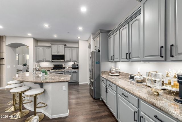 7220 W ASHBY Drive, Peoria, AZ 85383