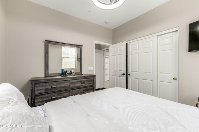 7220 W ASHBY Drive, Peoria, AZ 85383