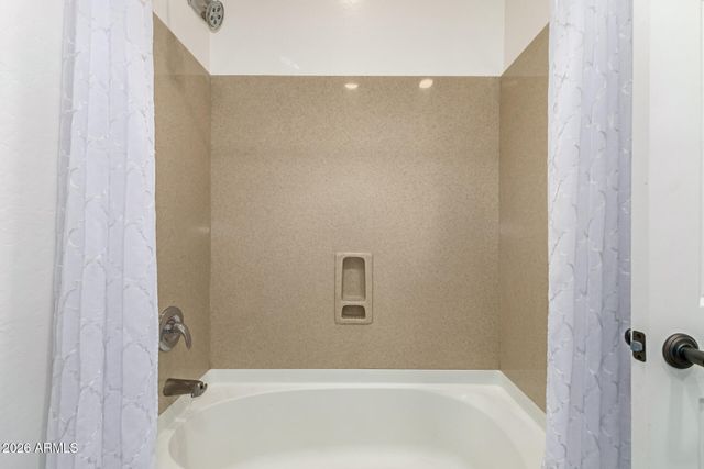 7220 W ASHBY Drive, Peoria, AZ 85383