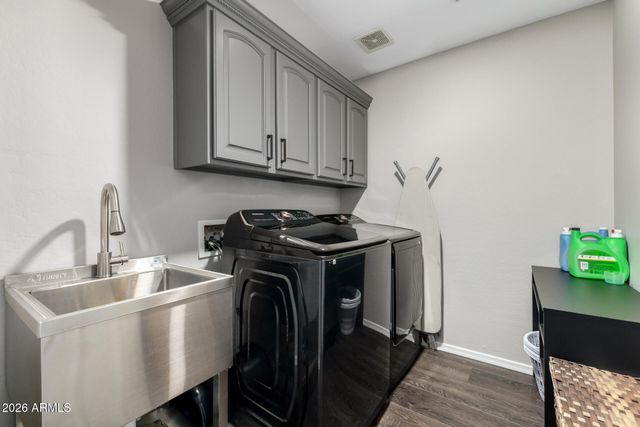 7220 W ASHBY Drive, Peoria, AZ 85383