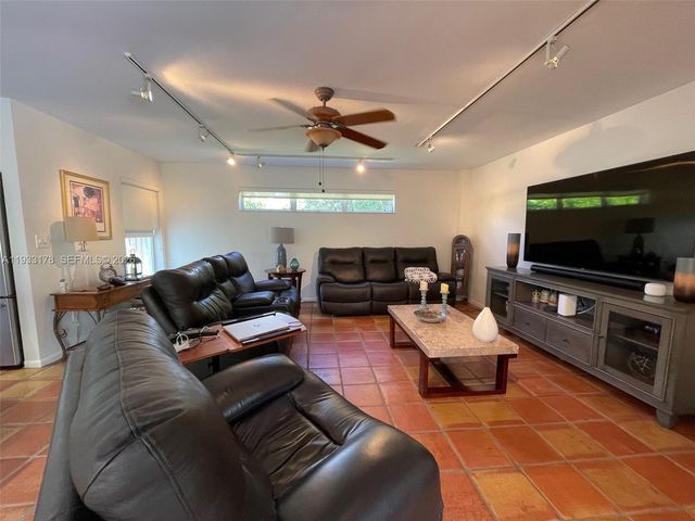 17025 SW 80th Court, Palmetto Bay, FL 33157