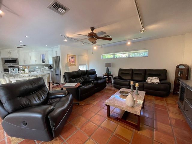 17025 SW 80th Court, Palmetto Bay, FL 33157