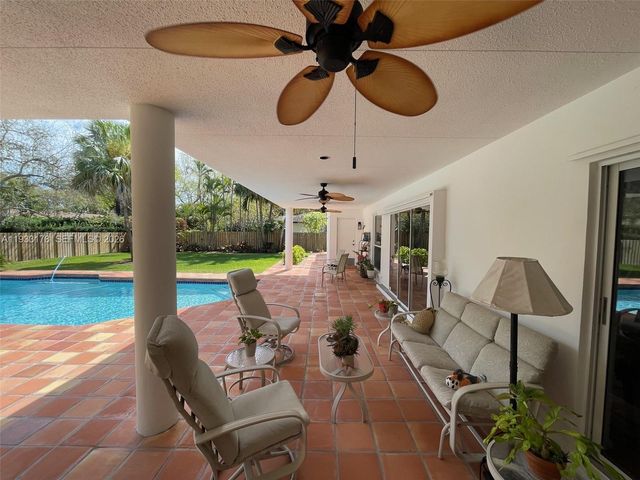17025 SW 80th Court, Palmetto Bay, FL 33157