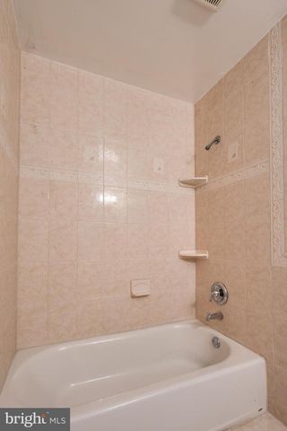 4202 STANBY CT, Alexandria, VA 22312