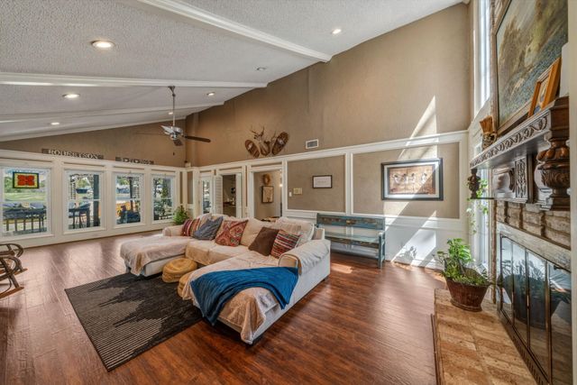 3322 Point Clear Drive, Missouri City, TX 77459