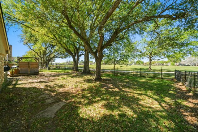 3322 Point Clear Drive, Missouri City, TX 77459