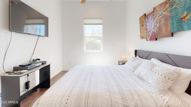 1202 E COLTER Street, Phoenix, AZ 85014