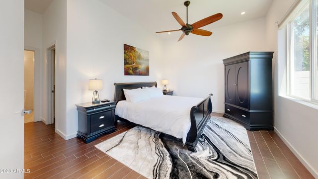 1202 E COLTER Street, Phoenix, AZ 85014