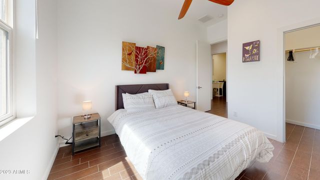 1202 E COLTER Street, Phoenix, AZ 85014