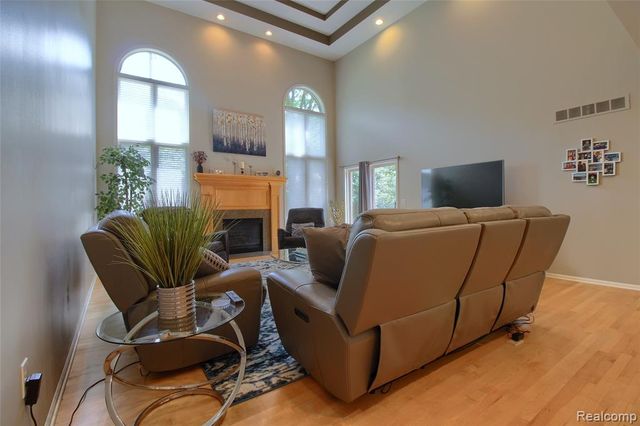 151 Wendover Court, Commerce Twp, MI 48390