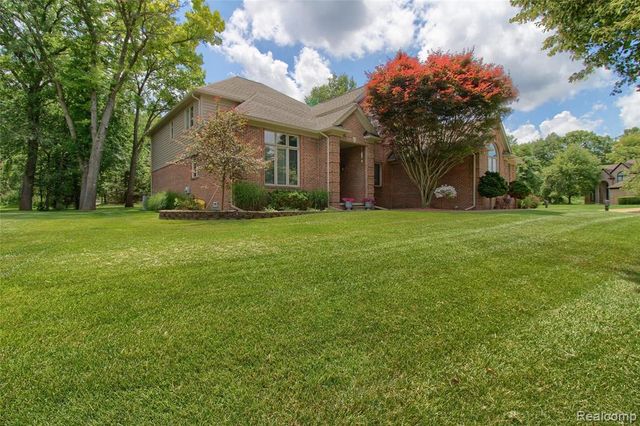 151 Wendover Court, Commerce Twp, MI 48390