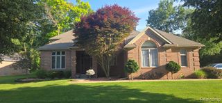 151 Wendover Court, Commerce Twp, MI 48390