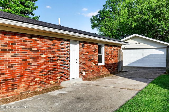 112 Daryl Ct, Louisville, KY 40214