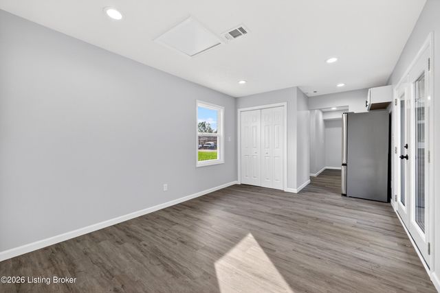112 Daryl Ct, Louisville, KY 40214