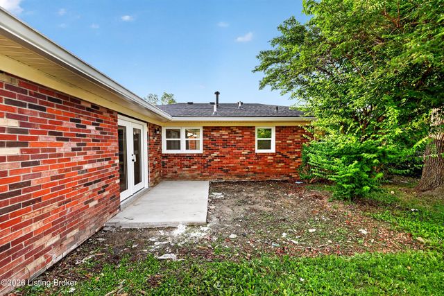 112 Daryl Ct, Louisville, KY 40214