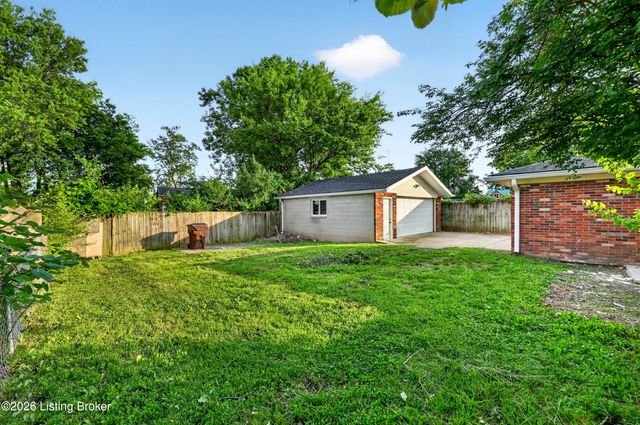 112 Daryl Ct, Louisville, KY 40214