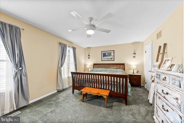 3602 BRIDLEWOOD DR, Glen Mills, PA 19342