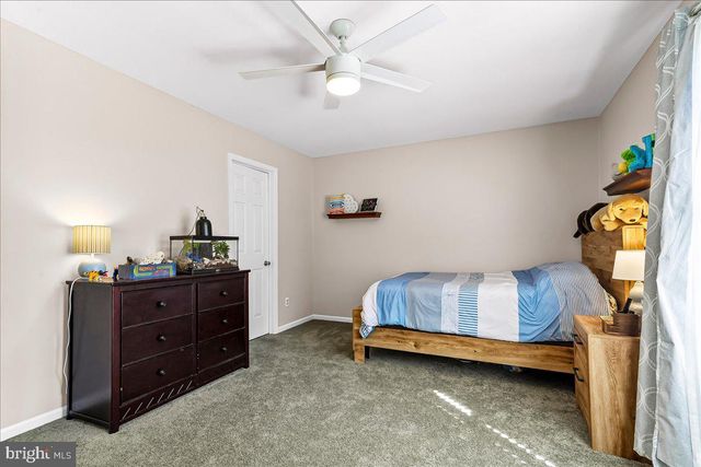 3602 BRIDLEWOOD DR, Glen Mills, PA 19342