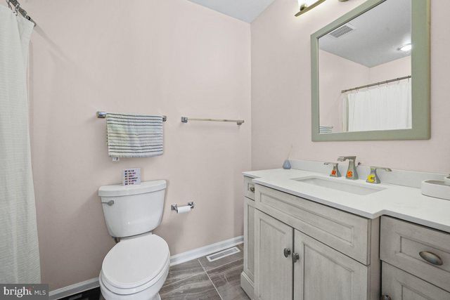 3602 BRIDLEWOOD DR, Glen Mills, PA 19342