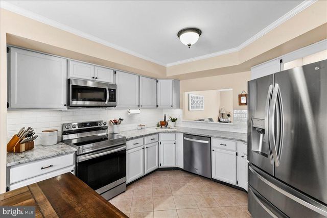 3602 BRIDLEWOOD DR, Glen Mills, PA 19342