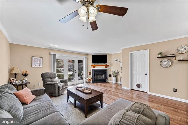 3602 BRIDLEWOOD DR, Glen Mills, PA 19342