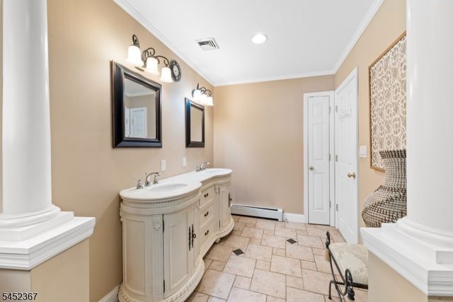 7 Hillcrest Rd, Montville Twp., NJ 07082