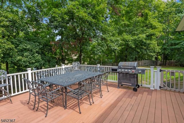 7 Hillcrest Rd, Montville Twp., NJ 07082