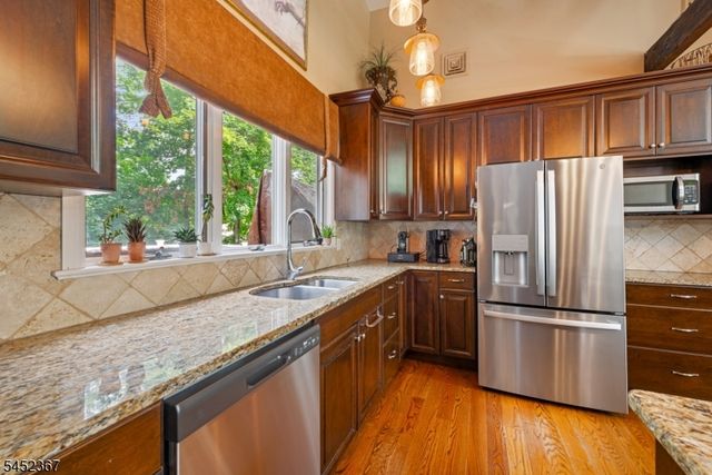 7 Hillcrest Rd, Montville Twp., NJ 07082