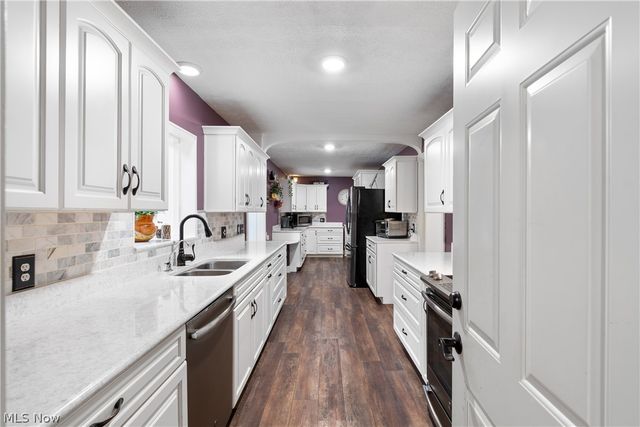 443 Merriman Road, Akron, OH 44303