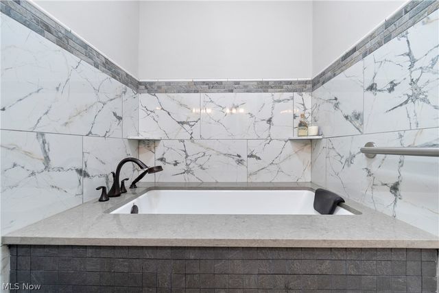 443 Merriman Road, Akron, OH 44303