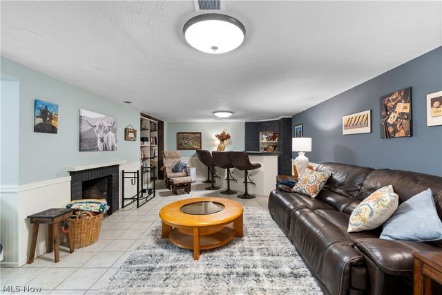 443 Merriman Road, Akron, OH 44303