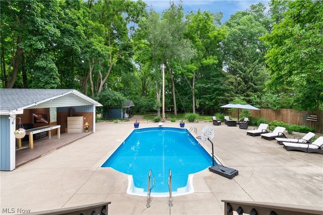 443 Merriman Road, Akron, OH 44303