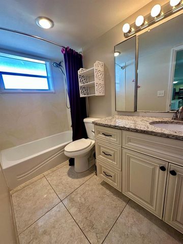 1810 New Palm Way 417, Boynton Beach, FL 33435