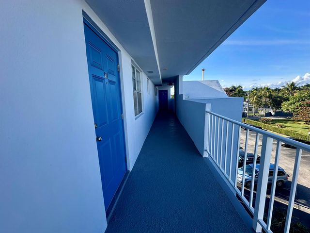 1810 New Palm Way 417, Boynton Beach, FL 33435
