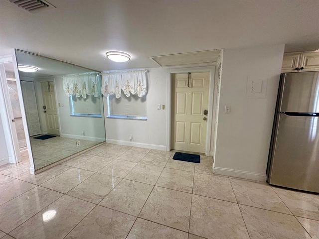 1810 New Palm Way 417, Boynton Beach, FL 33435
