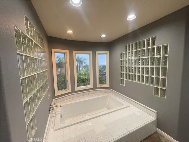 6 Emerald Glen, Laguna Niguel, CA 92677