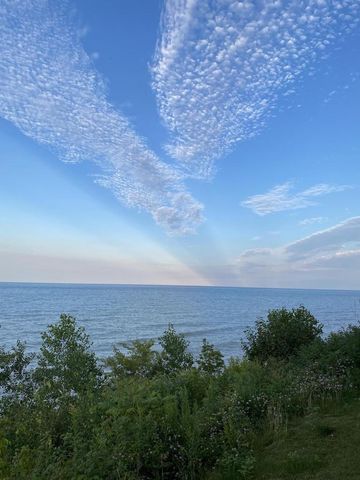 620 Oak Tree ROAD, Sheboygan, WI 53083
