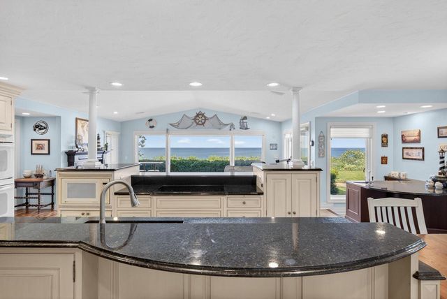 620 Oak Tree ROAD, Sheboygan, WI 53083